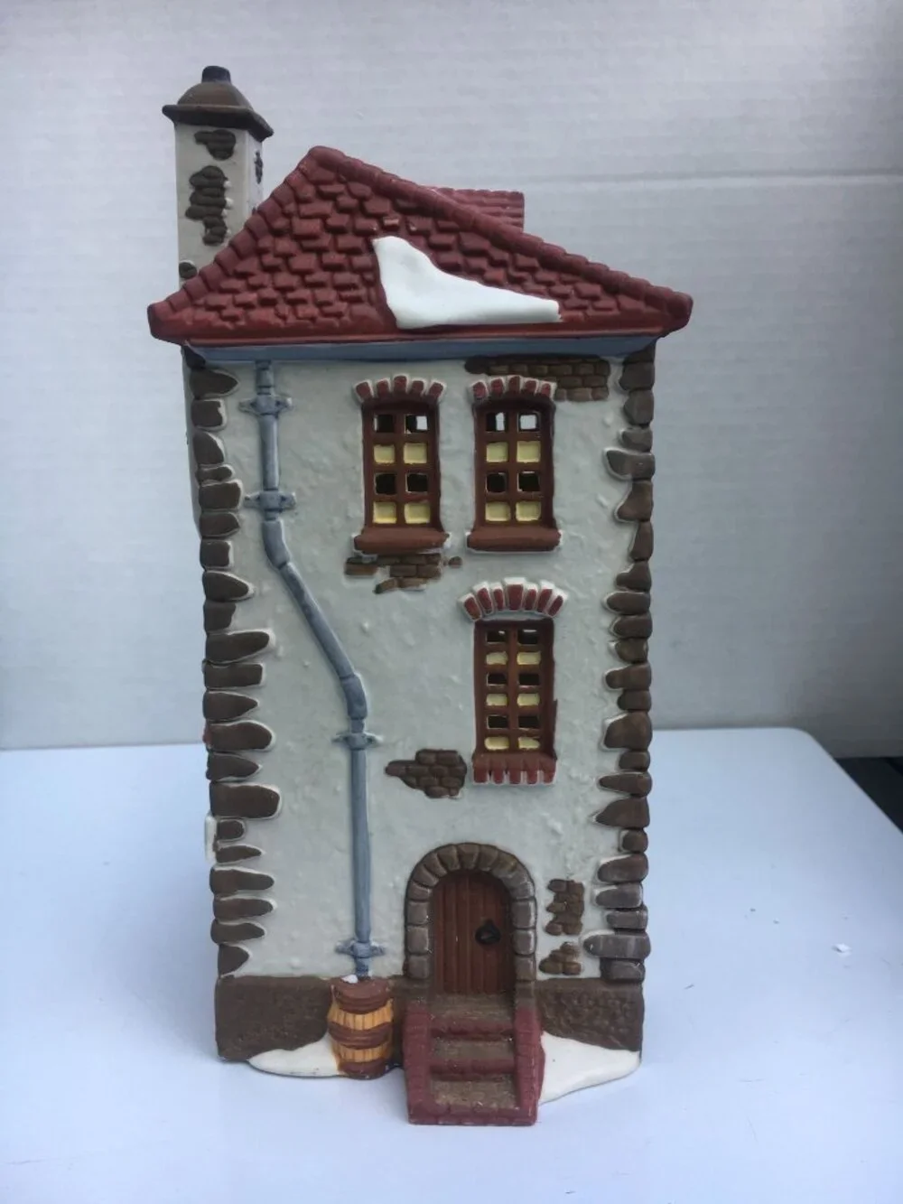 Dept 56 C H Watt Physician Dickens Christmas Village Lighted  Building (no box)